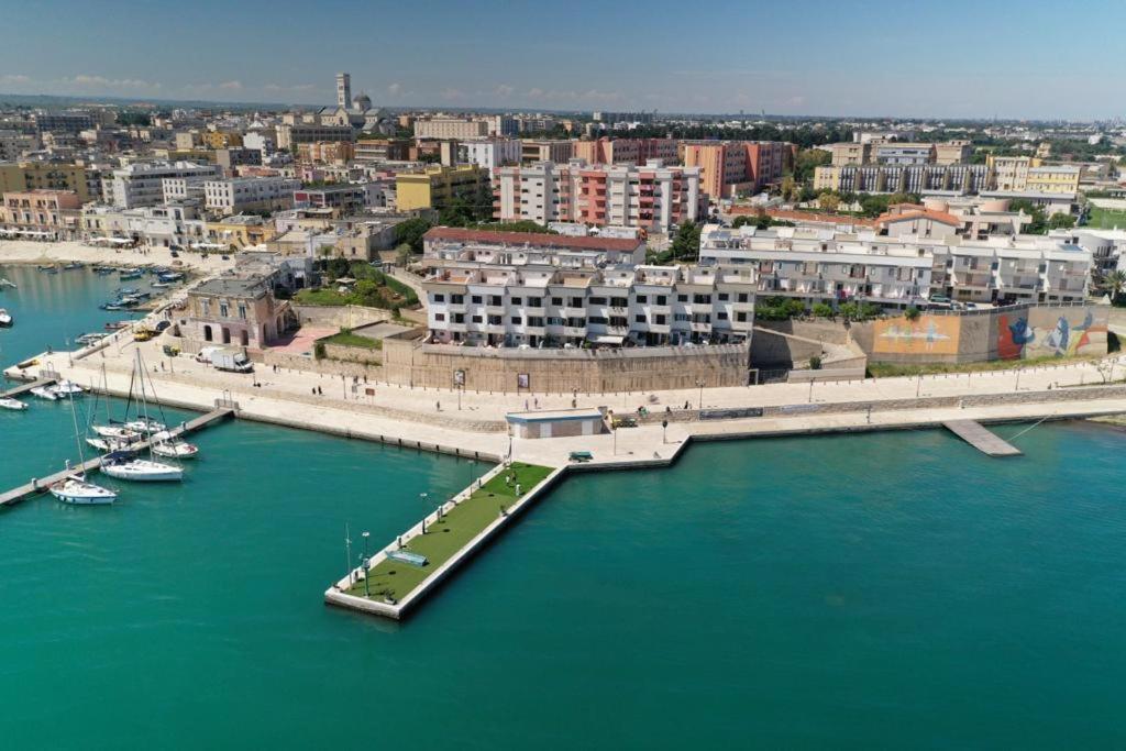 B&B La Baia Sea Rooms Bisceglie Exterior foto