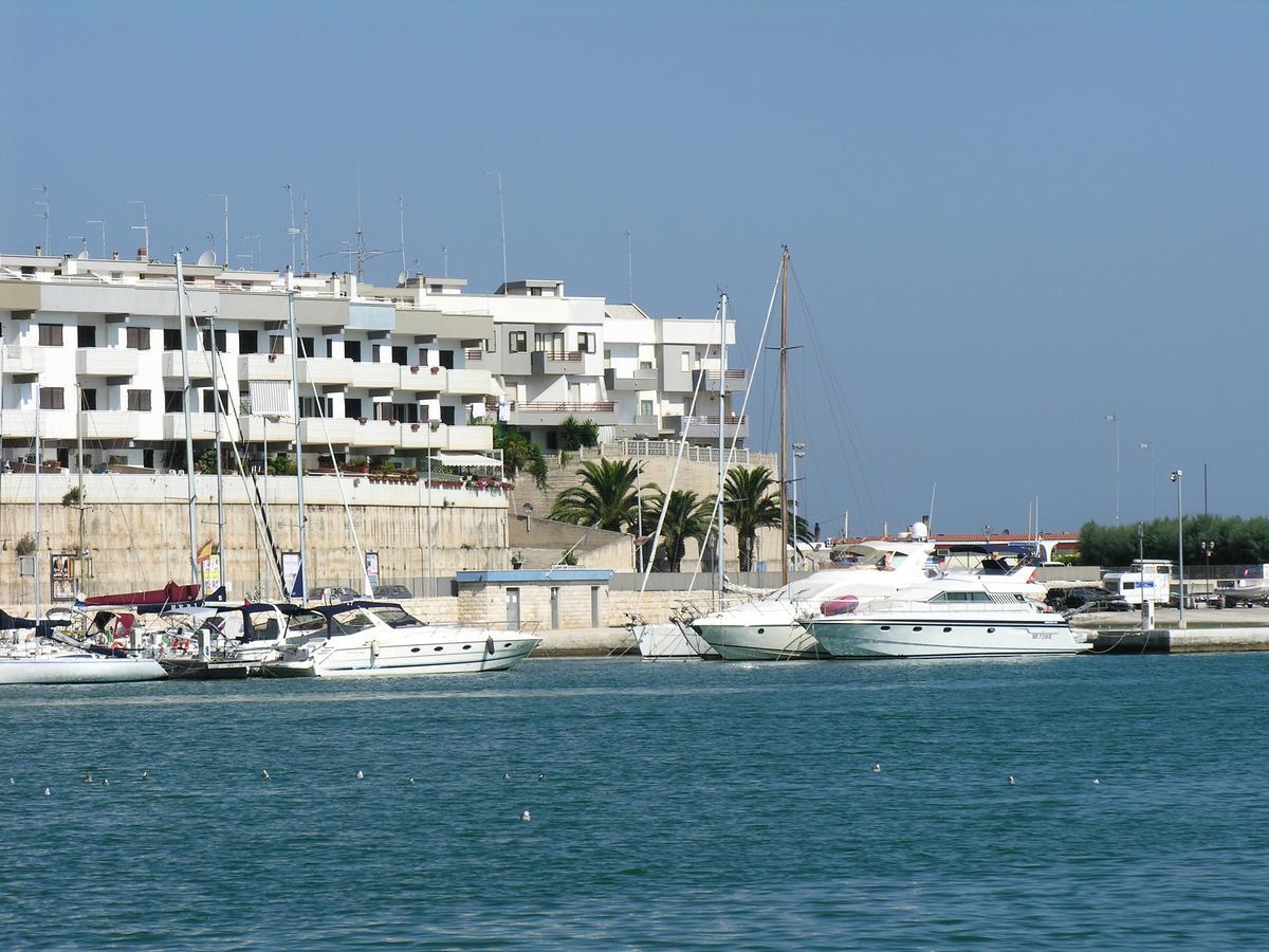 B&B La Baia Sea Rooms Bisceglie Exterior foto