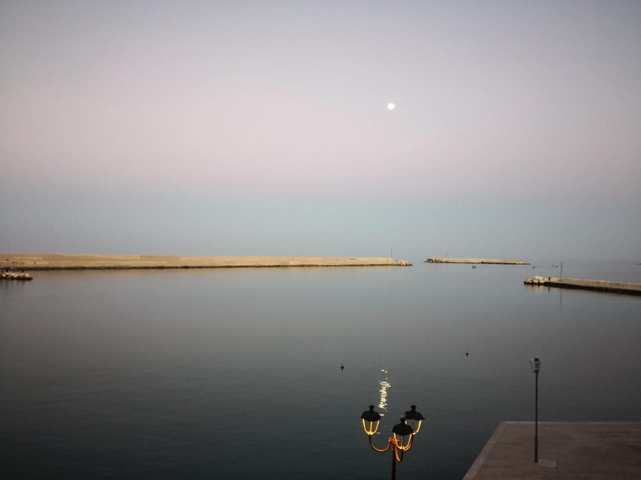B&B La Baia Sea Rooms Bisceglie Exterior foto