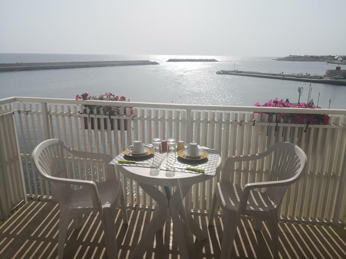 B&B La Baia Sea Rooms Bisceglie Exterior foto