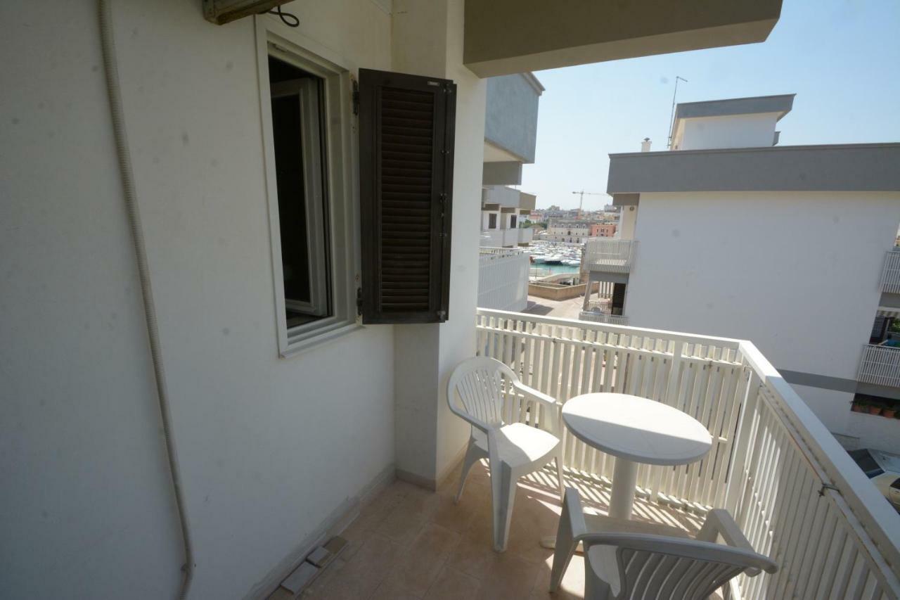 B&B La Baia Sea Rooms Bisceglie Exterior foto